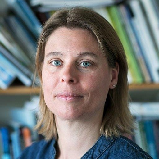 Dr Judith van Leeuwen