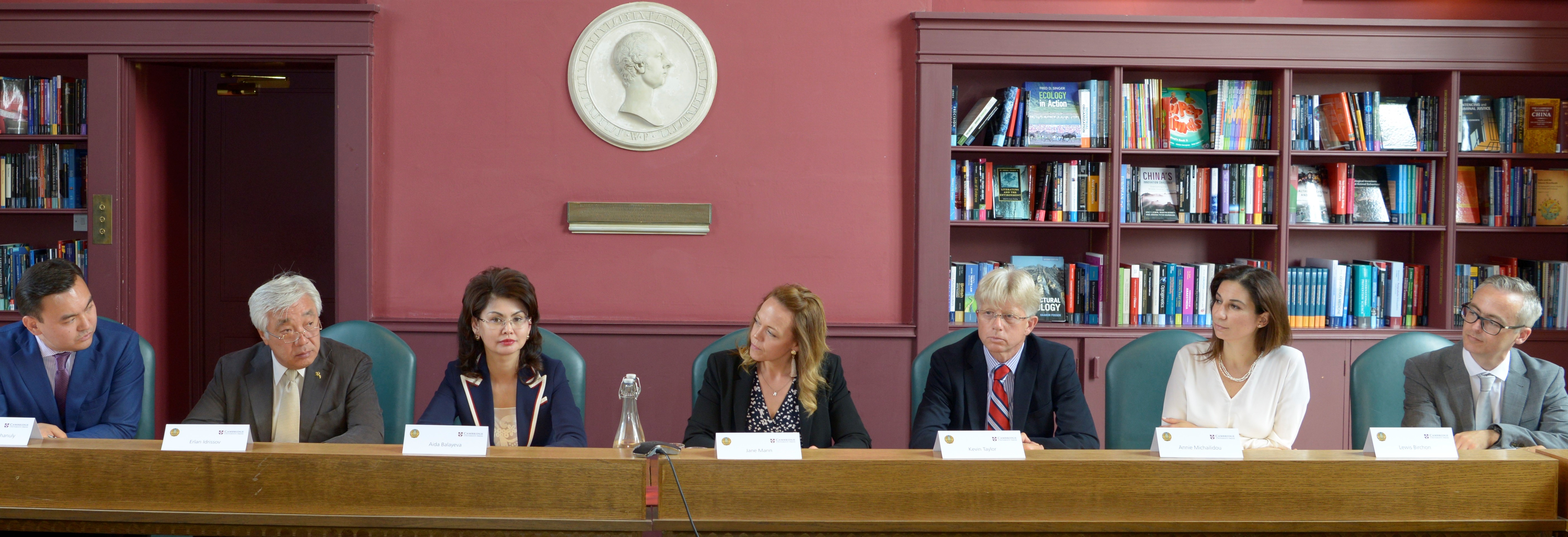 MOU Ceremony between Cambridge University Press and National Bureau of Translation Cambridge, 9 July 2018